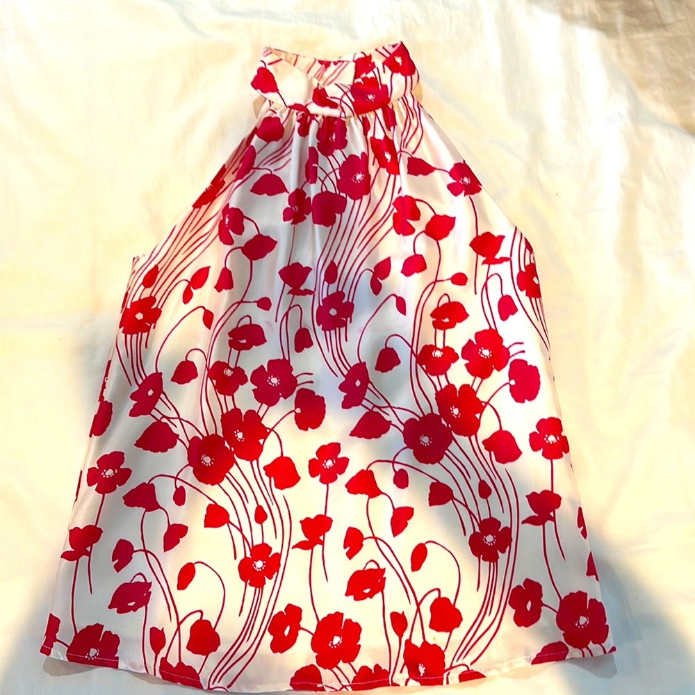 Elizabeth McKay sleeveless top! Never been worn, still with tags.